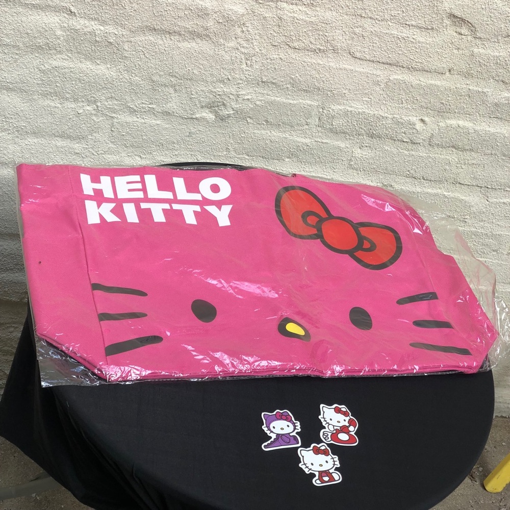Hello Kitty Bag - Picture 4 of 9
